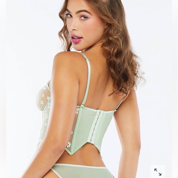 Savage X Fenty Mint Hint Green Puff Daisy Unlined Bustier Set with Bikini Panty - Picture 3 of 16